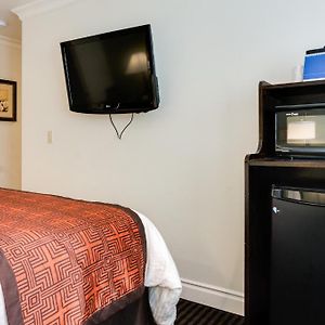 Double Room One Double Bed